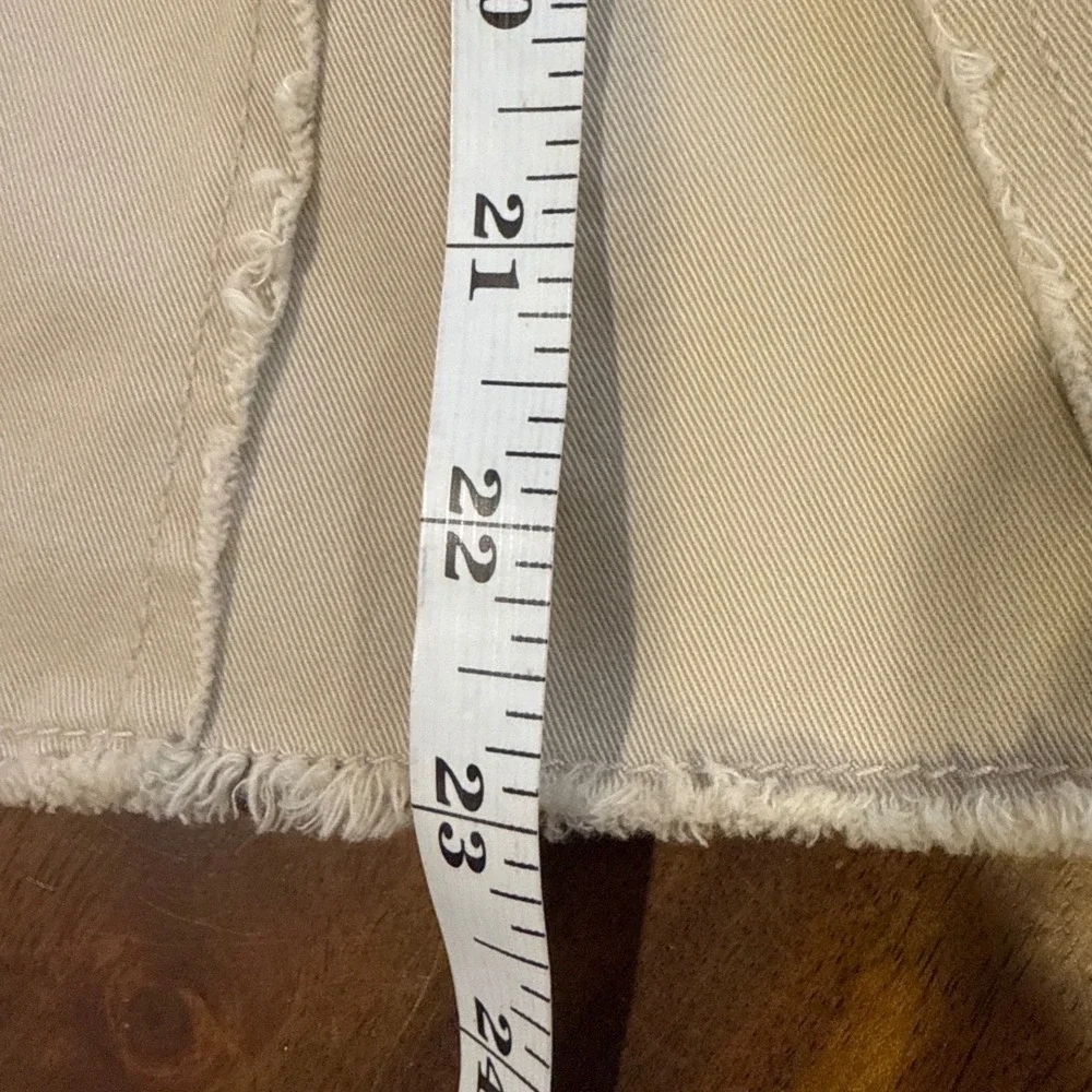 DKNY Jeans Woman's 8 Khaki Cargo Skirt Tan Cotton Utility Raw Hem Gorpcore